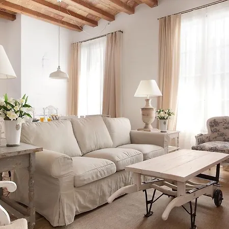 Habitat Alaia 4*